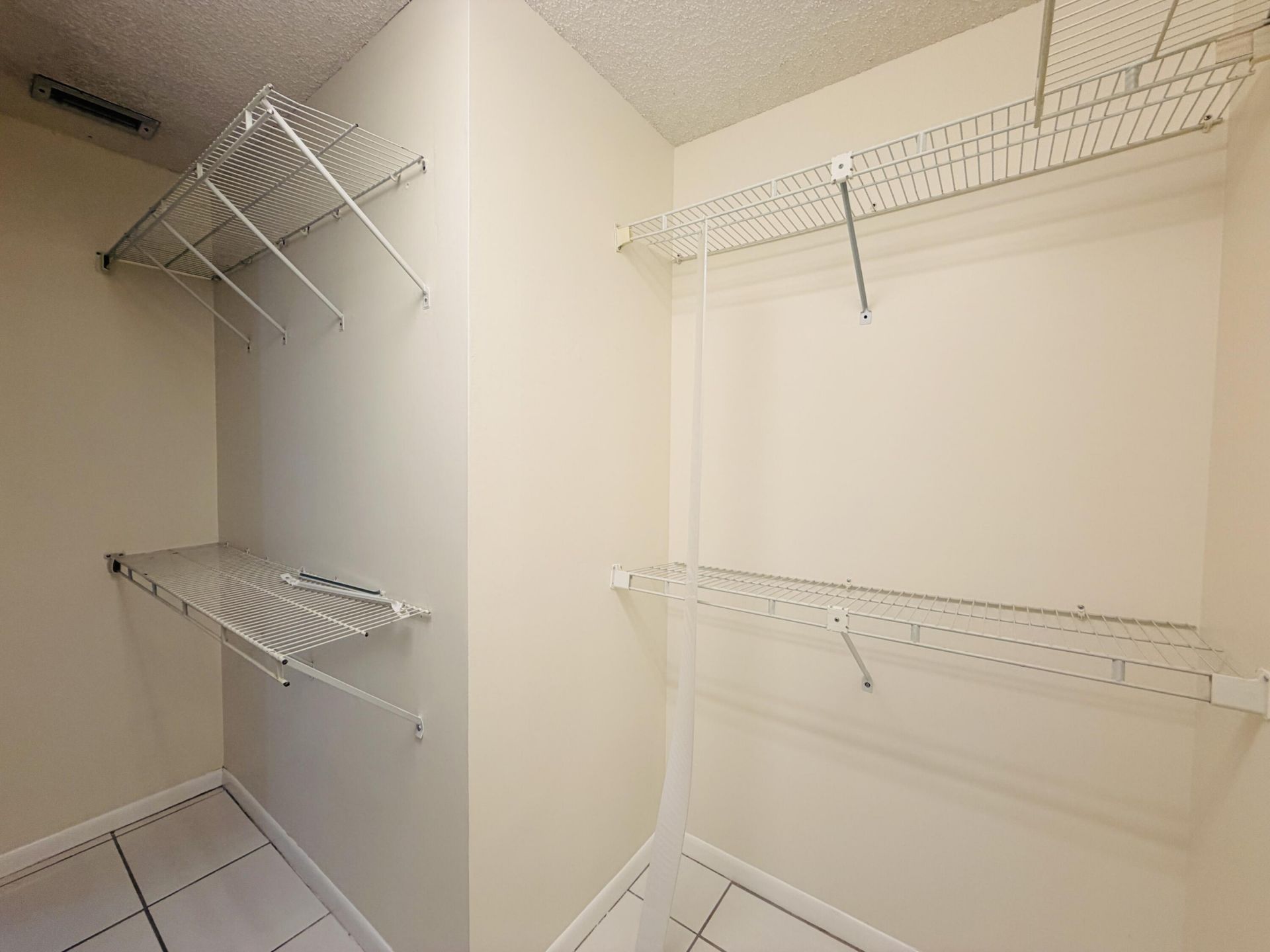 9856 Watermill Circle, Unit H, Boynton Beach, FL 33437 Photo