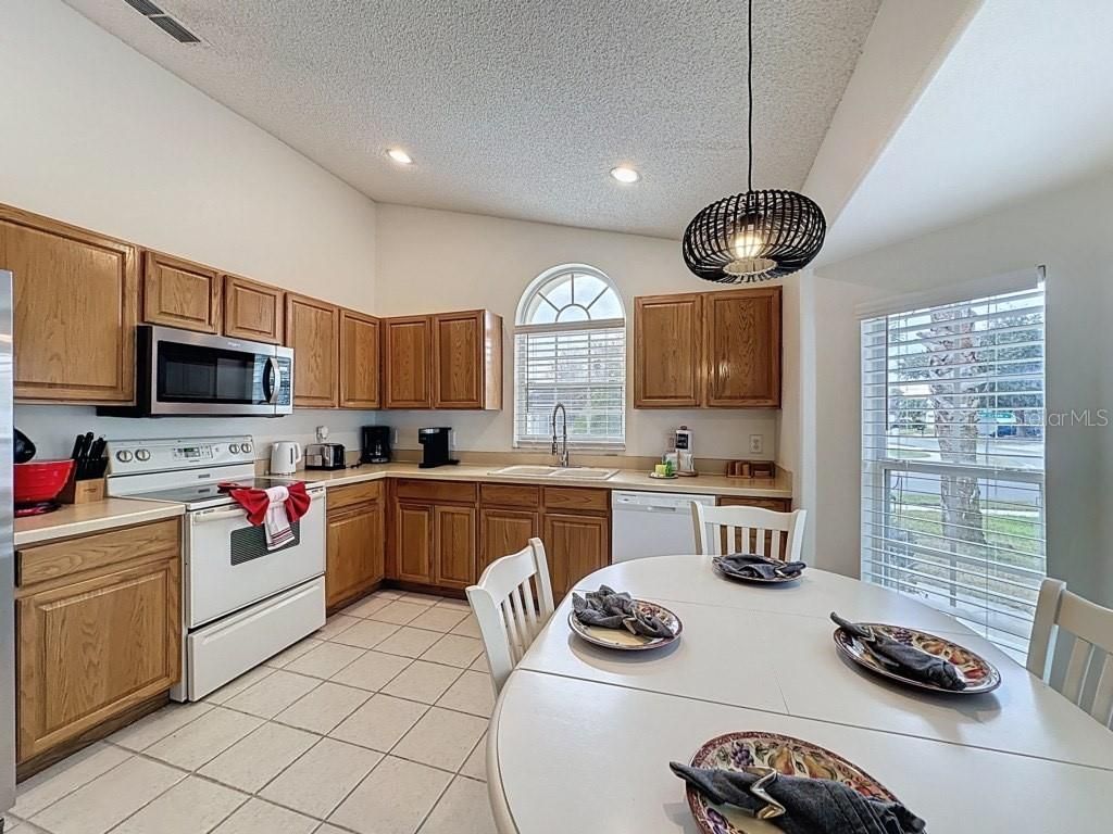 2615 Summer Creek Drive , Kissimmee, FL 34747 Photo