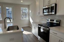 481 Martins Creek Boulevard photo 4