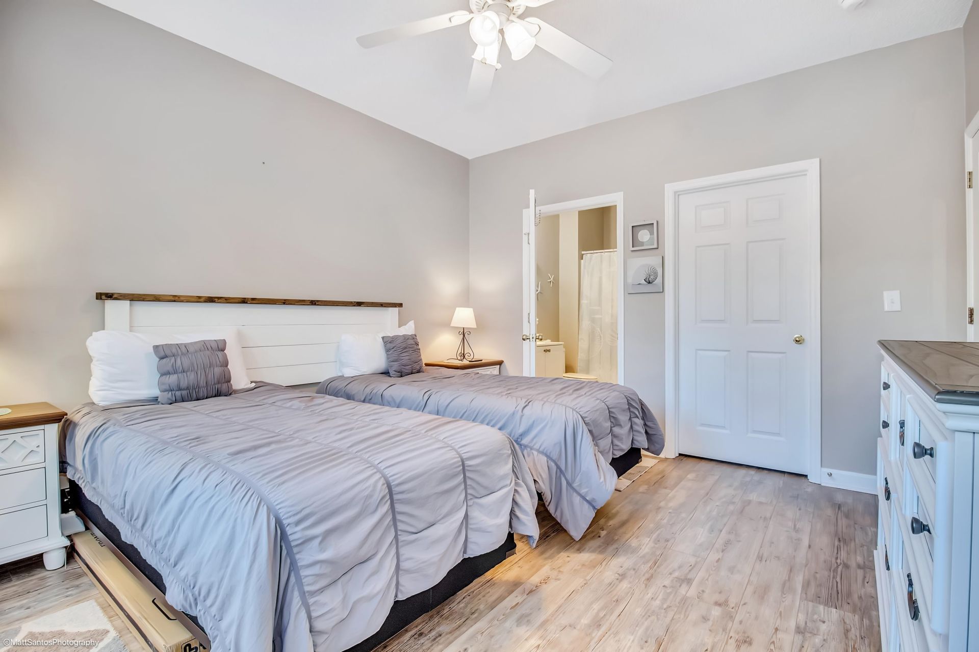 5801 Oyster Catcher Dr. Photo 21