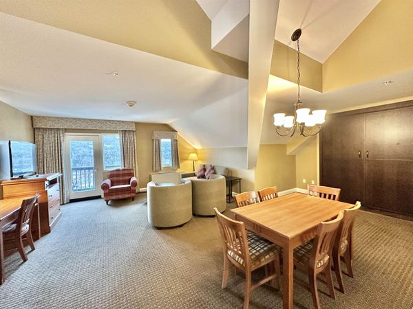 328, Qtr. 4 89 Grand Summit Way, Dover, VT 05356