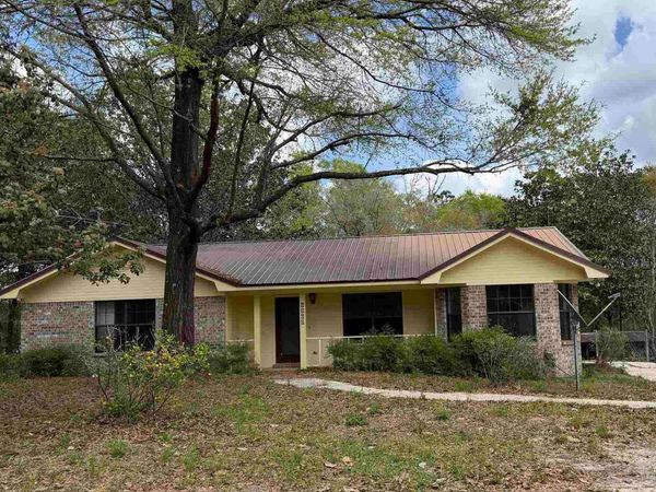 7686 N Hwy 87, Milton, FL 32570