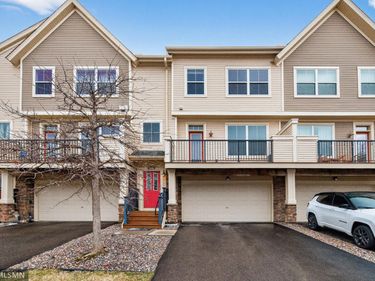 11688 84th Avenue N, Maple Grove, MN 55369