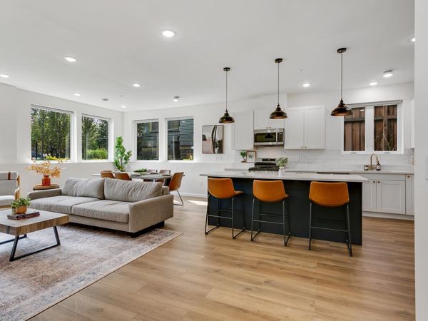 3310 Lyndale Avenue S, Minneapolis, MN 55408