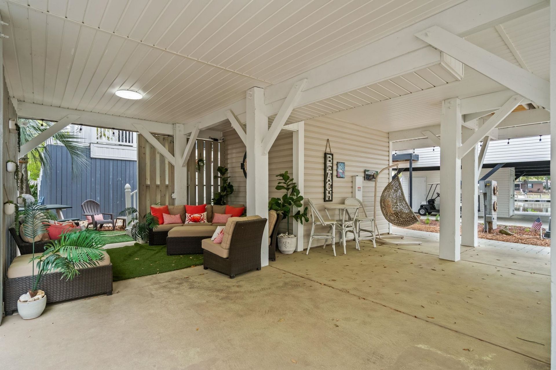 6001 - 305 S Kings Hwy. Photo 11