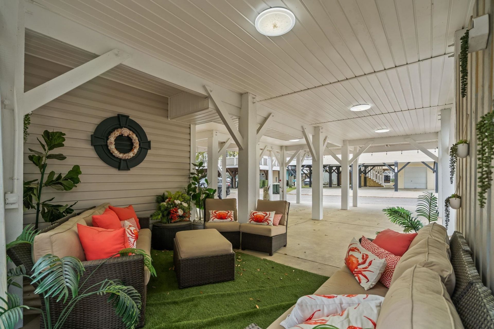 6001 - 305 S Kings Hwy. Photo 13