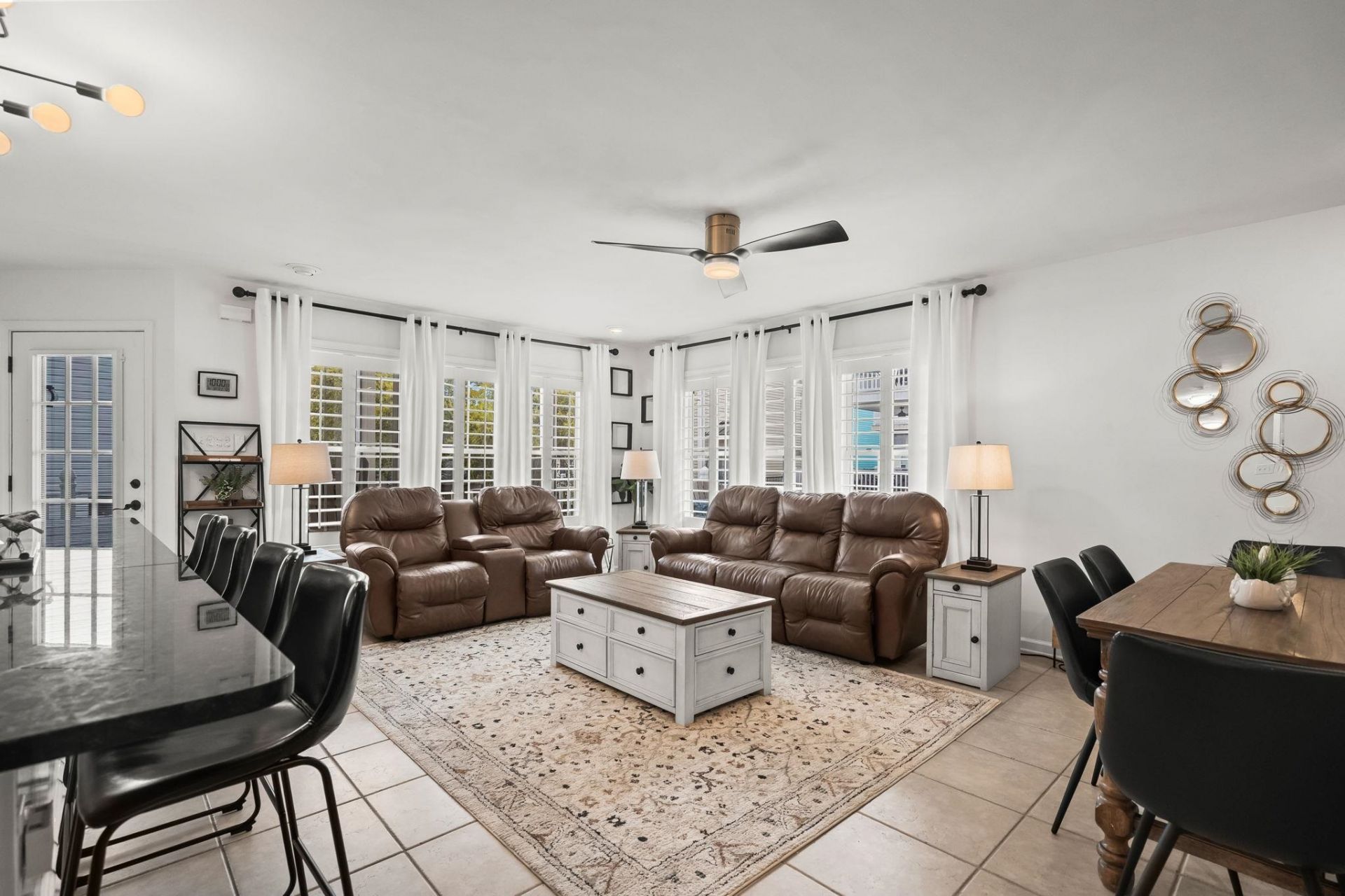 6001 - 305 S Kings Hwy. Photo 25