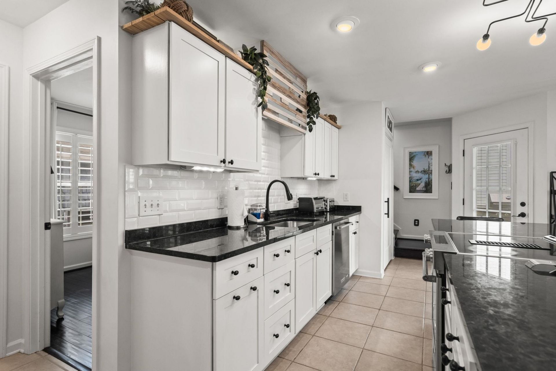 6001 - 305 S Kings Hwy. Photo 33