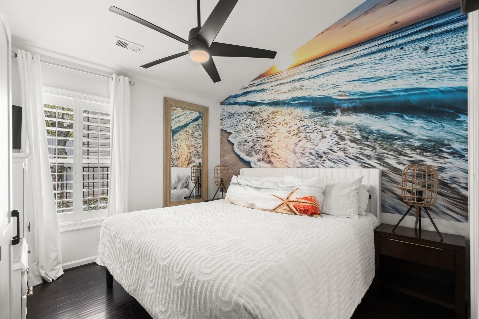 6001 - 305 S Kings Hwy. Photo 43