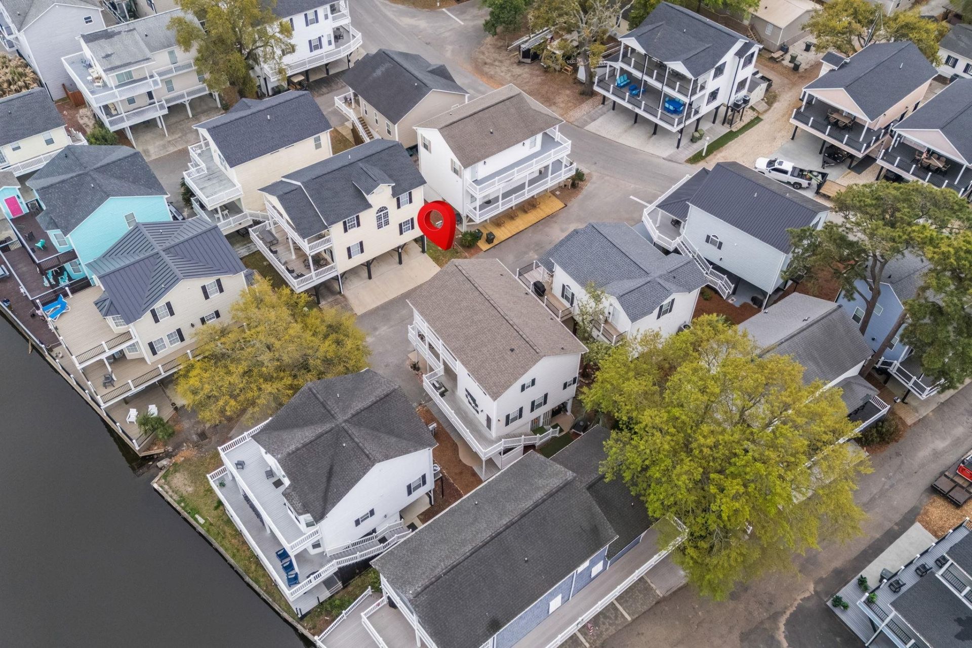 6001 - 305 S Kings Hwy. Photo 65