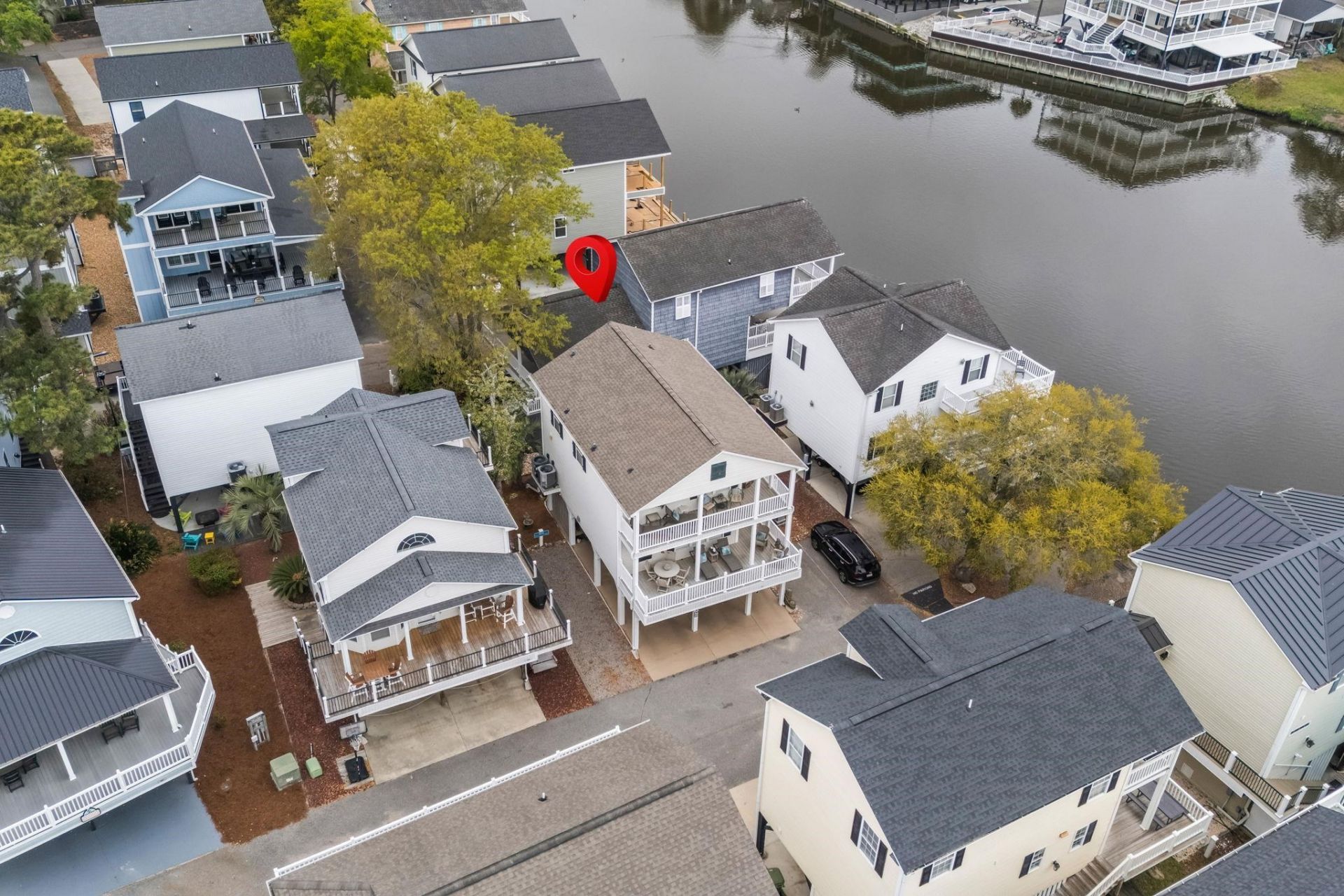 6001 - 305 S Kings Hwy. Photo 7