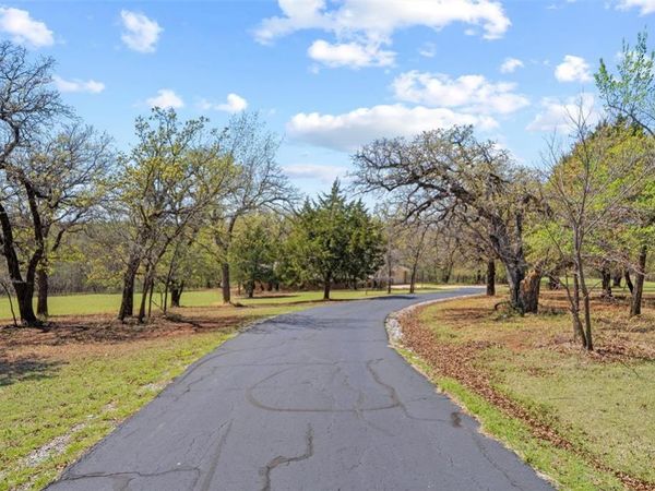 2929 Freeman Manor Drive, Jones, OK 73049