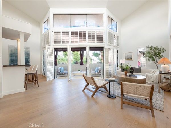 5236 Yarmouth Avenue, Unit 313, Encino, CA 91316