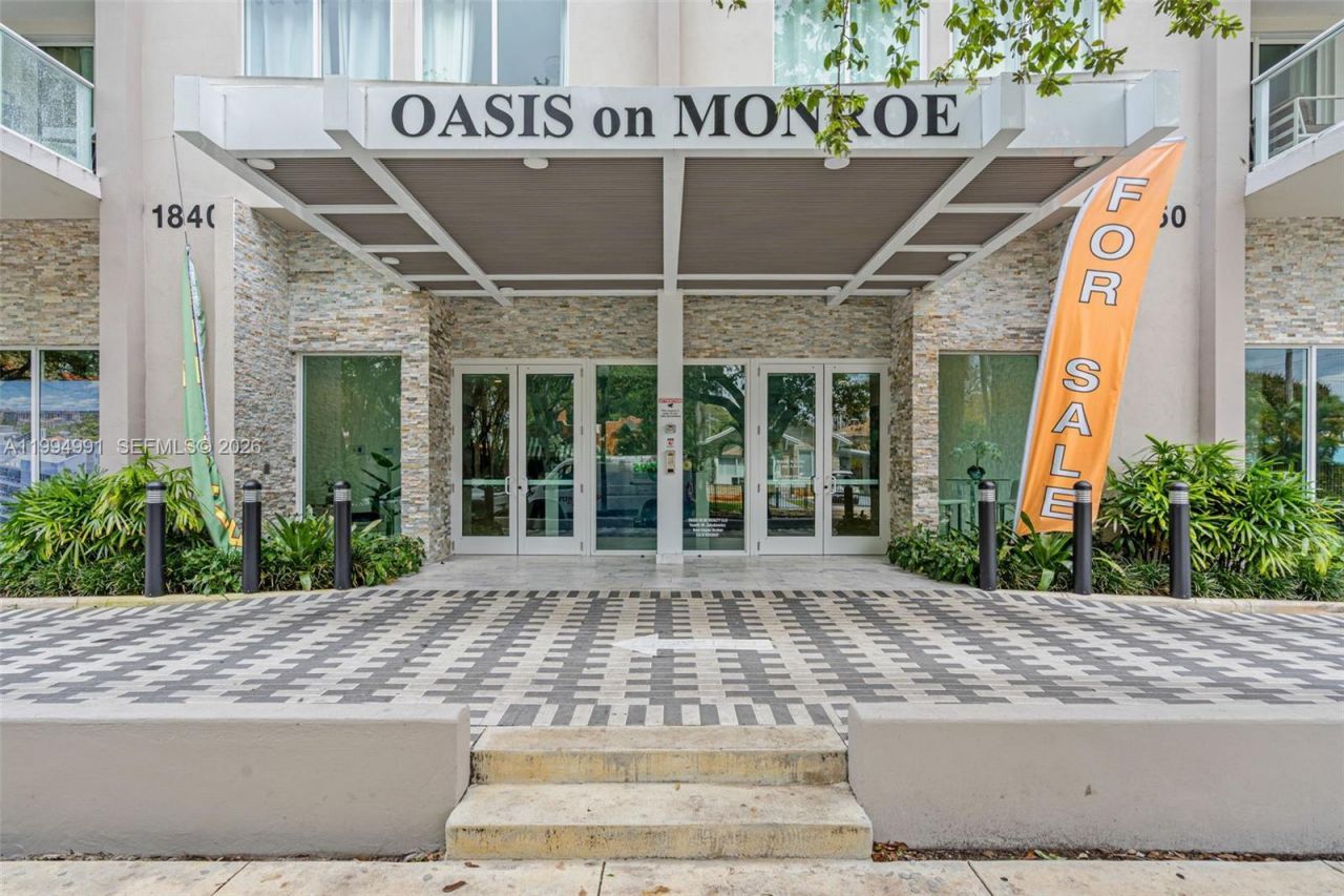 1850 Monroe St , Unit 205, Hollywood, FL 33020 Photo