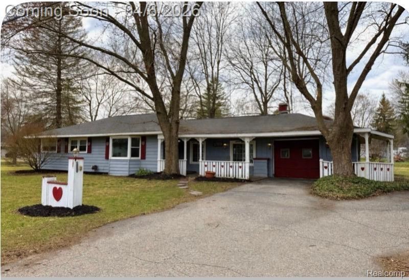 1260 Gilbert Street, Flint Township, MI 48532 Main Photo