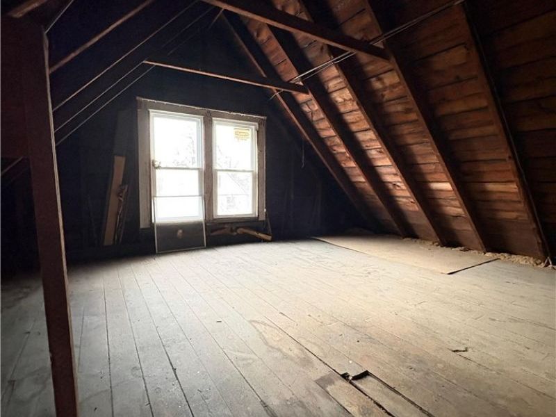 581 E 114th Street, Cleveland, OH 44108 Photo 20