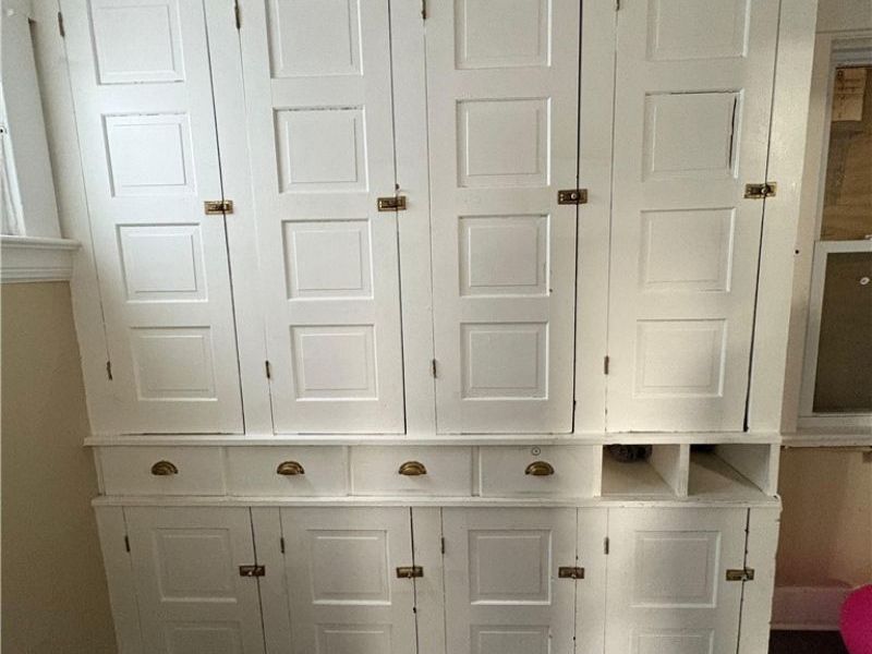 581 E 114th Street, Cleveland, OH 44108 Photo 6