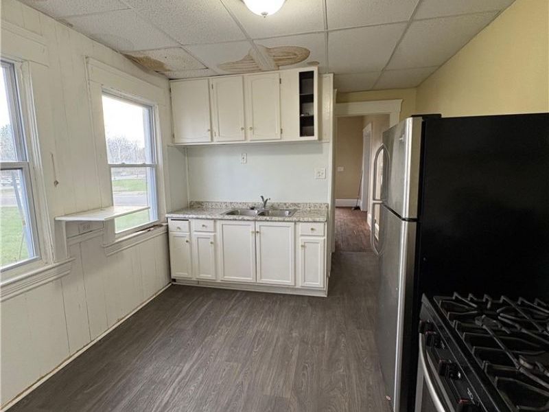 581 E 114th Street, Cleveland, OH 44108 Photo 7