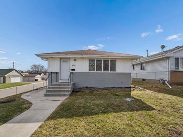 4257 5th Street NE, Columbia Heights, MN 55421