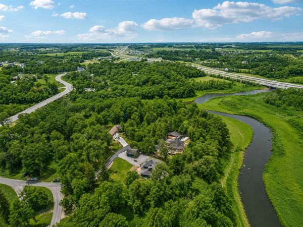 15 2nd Avenue SW, Oronoco, MN 55960
