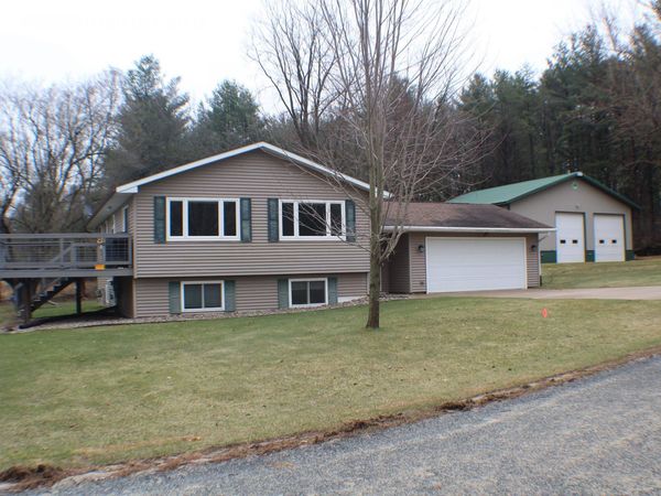 9386 Enamel Road, Tomah, WI 54660