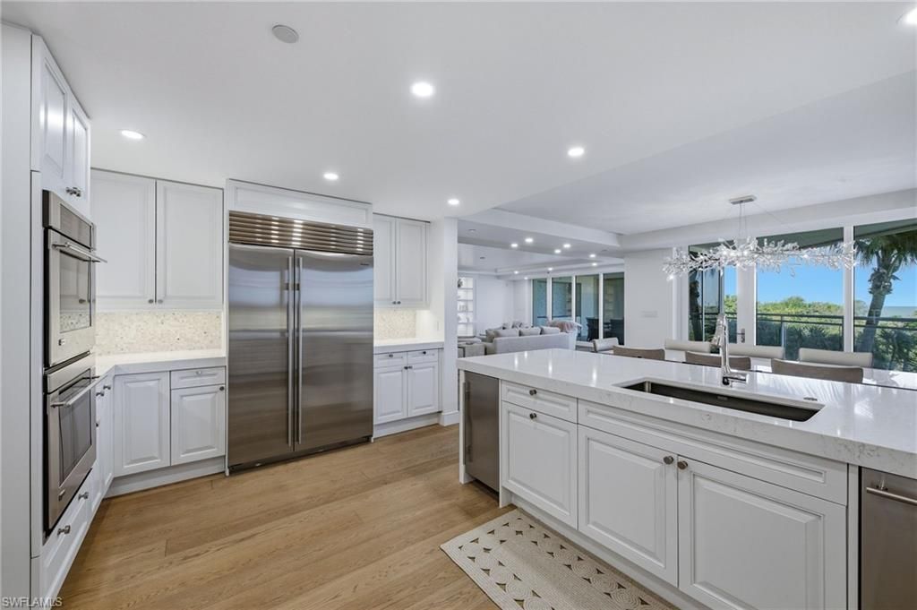 11125 Gulf Shore Dr, Unit 308, Naples, FL 34108 Photo