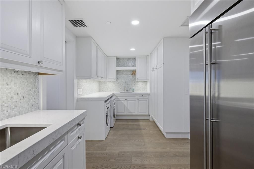 11125 Gulf Shore Dr, Unit 308, Naples, FL 34108 Photo