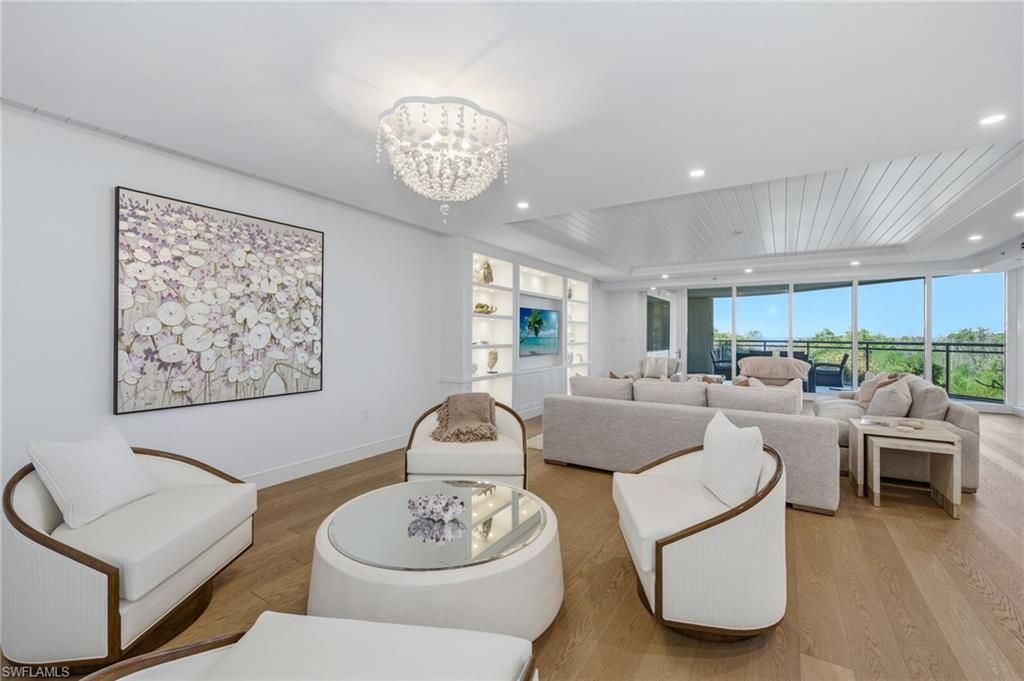 11125 Gulf Shore Dr, Unit 308, Naples, FL 34108 Photo