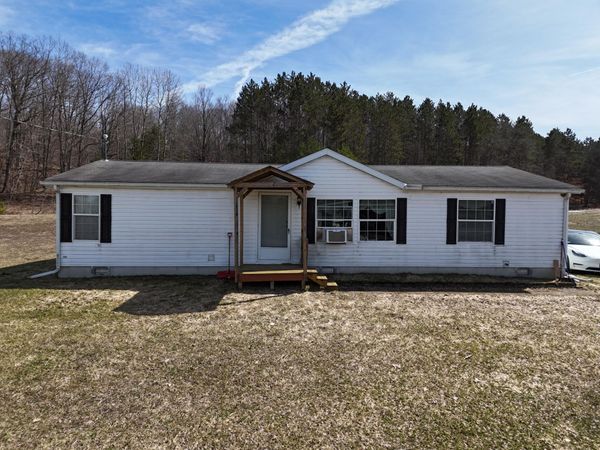 15450 Johnson Road, Kaleva, MI 49645