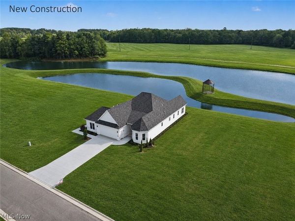 6115 Century Boulevard, Canfield, OH 44406