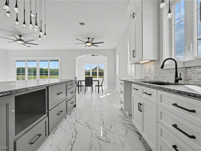 6115 Century Boulevard, Canfield, OH 44406 Photo 11