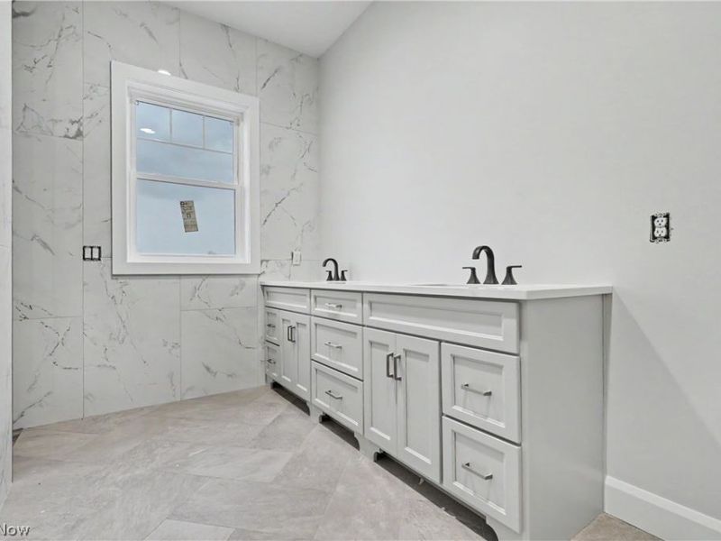 6115 Century Boulevard, Canfield, OH 44406 Photo 20