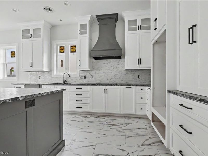 6115 Century Boulevard, Canfield, OH 44406 Photo 6