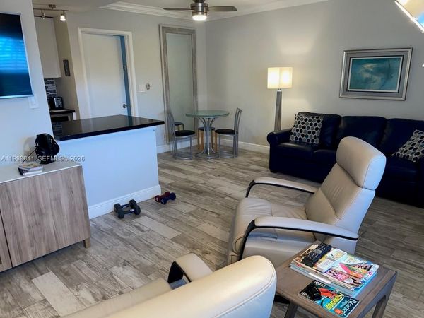 4658 Bougainvilla Dr, Unit 63, Lauderdale By The Sea, FL 33308