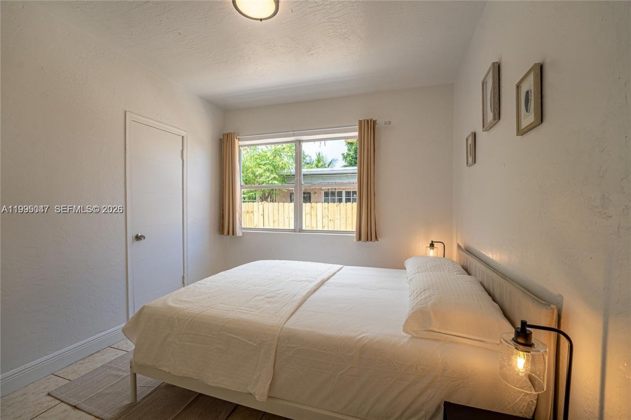 7031 NW 6th Ct , Miami, FL 33150 Photo