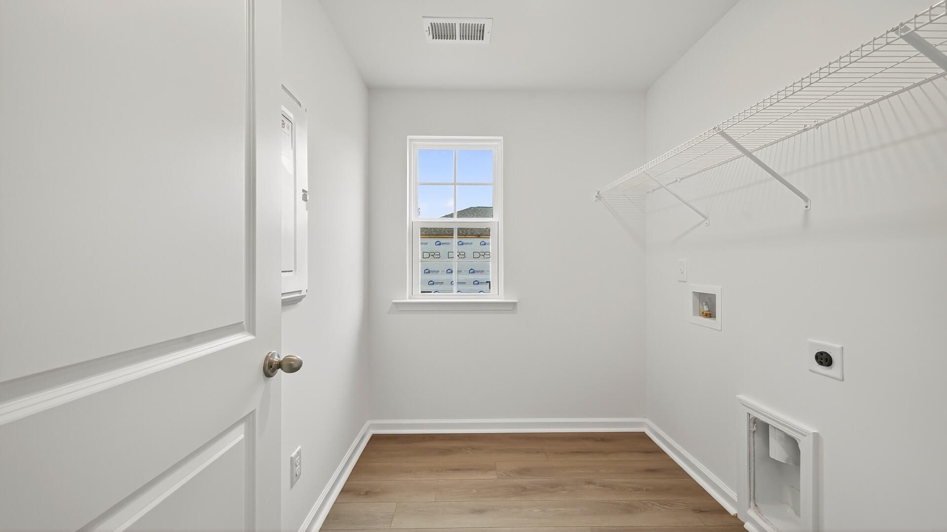 446 Cadbury Loop Photo 25