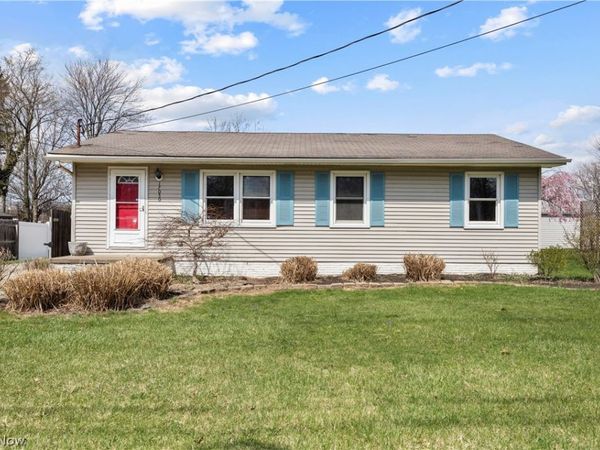 17050 Sheldon Road , Brook Park, OH 44142