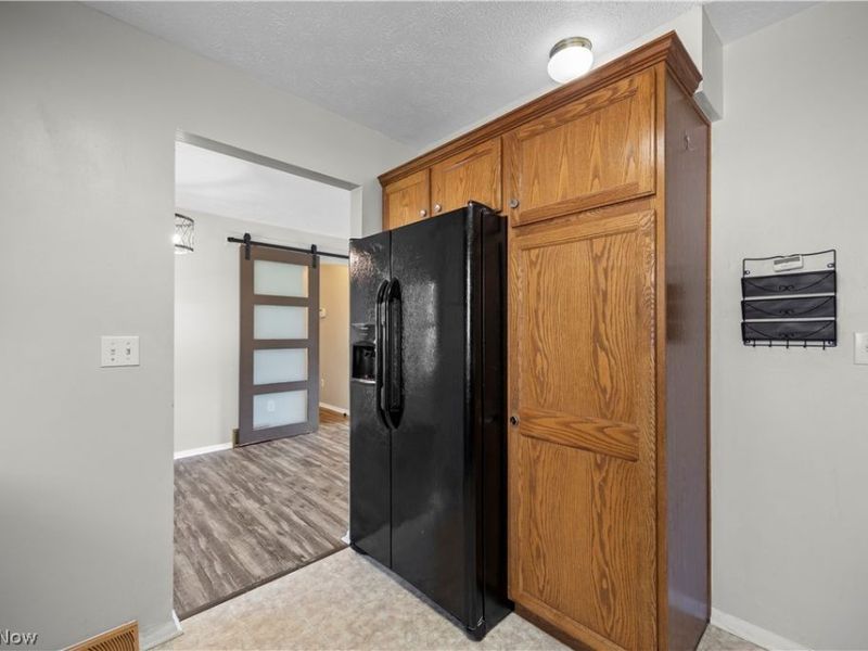 17050 Sheldon Road, Brook Park, OH 44142 Photo 10