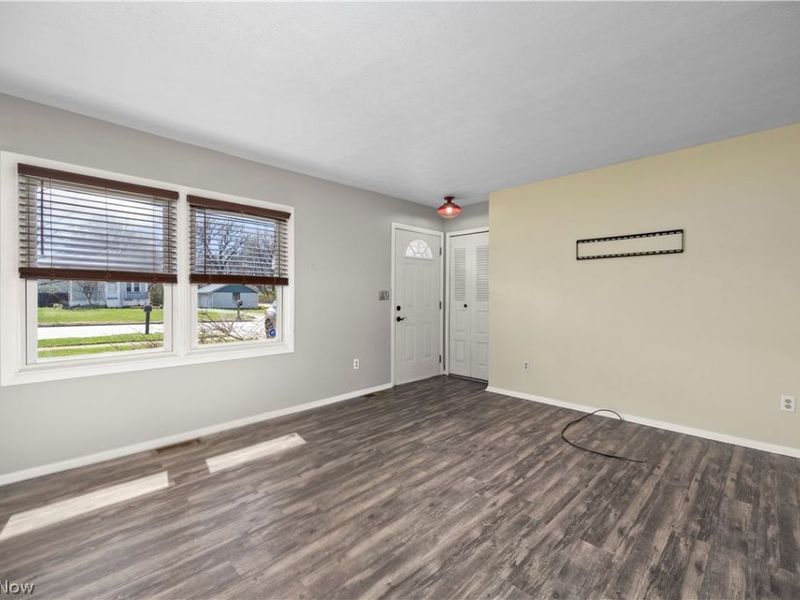 17050 Sheldon Road, Brook Park, OH 44142 Photo 16