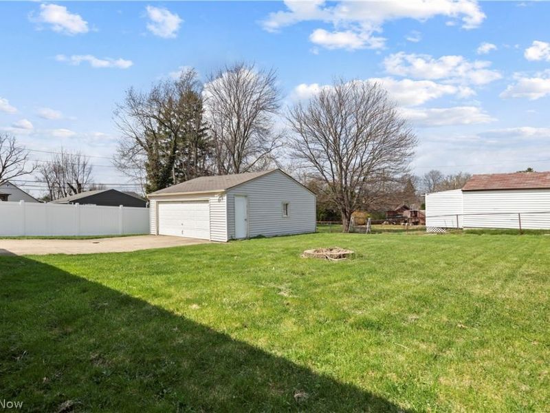 17050 Sheldon Road, Brook Park, OH 44142 Photo 8