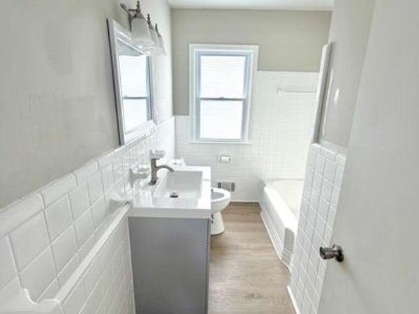 7242 Gerald Avenue, Warren, MI 48092