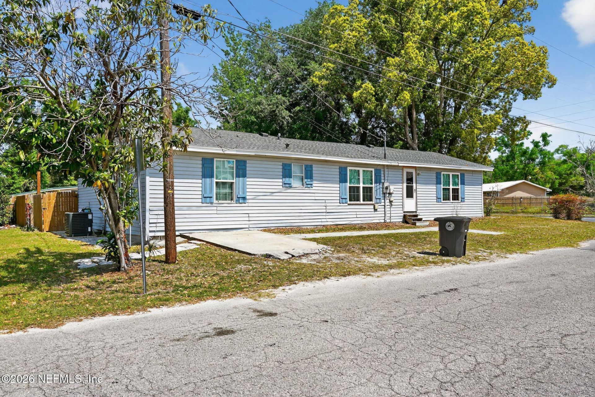 728 Walker Avenue Sw, Live Oak, FL 32064 Photo