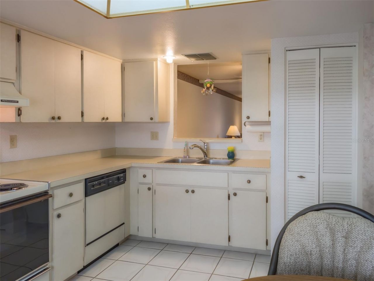 11231 Dollar Lake Drive , Unit 5, Port Richey, FL 34668 Photo