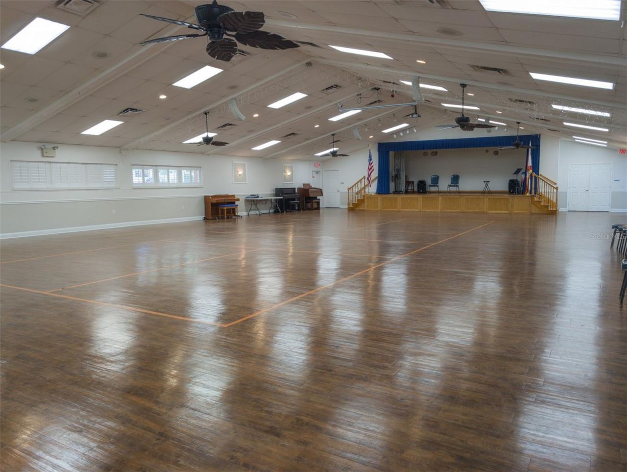 11231 Dollar Lake Drive , Unit 5, Port Richey, FL 34668 Photo