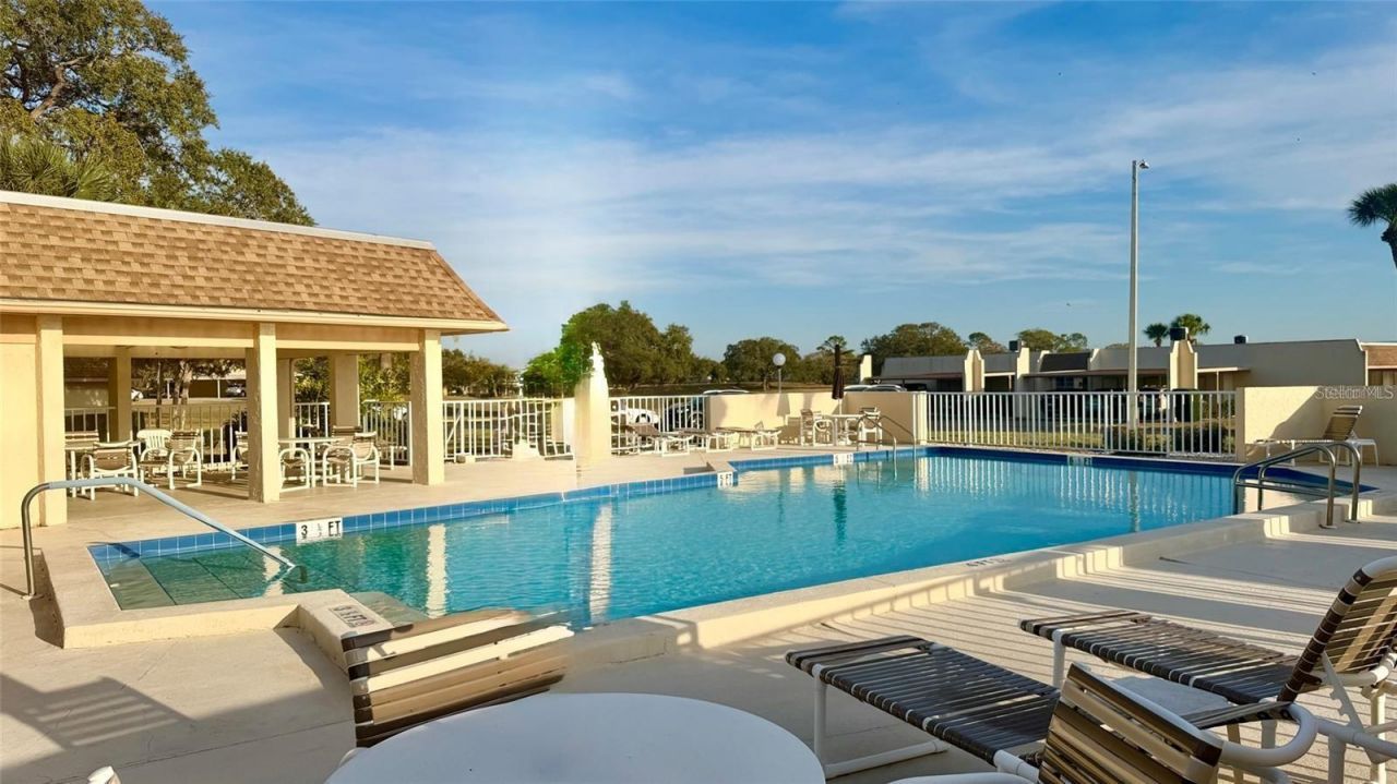 11231 Dollar Lake Drive , Unit 5, Port Richey, FL 34668 Photo