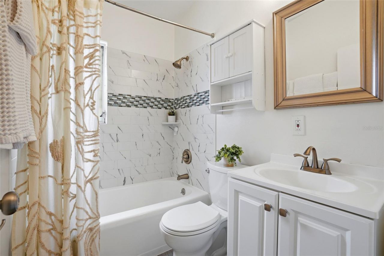 4420 Neptune Drive Se, Saint Petersburg, FL 33705 Photo