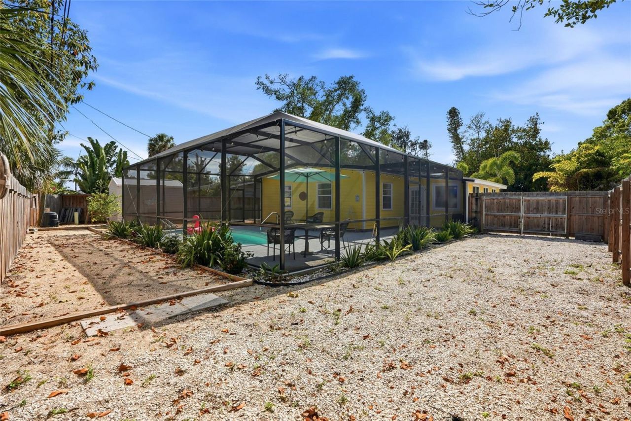 4420 Neptune Drive Se, Saint Petersburg, FL 33705 Photo