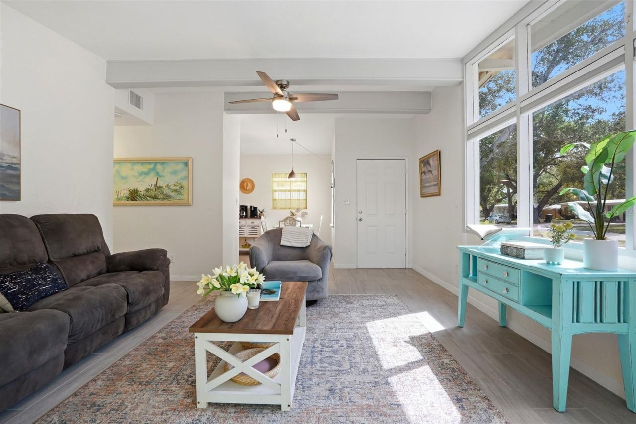 4420 Neptune Drive Se, Saint Petersburg, FL 33705 Photo