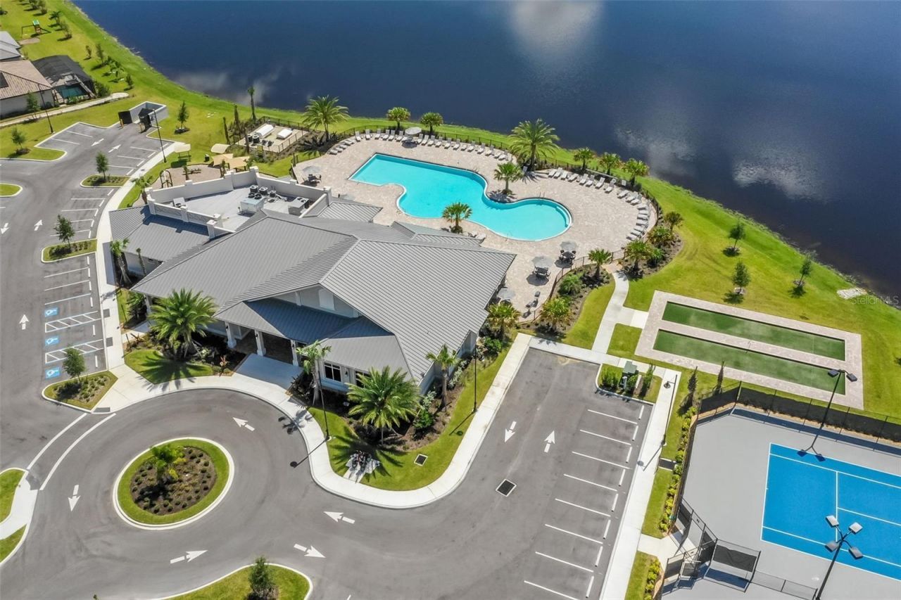 17056 Polo Trail , Lakewood Ranch, FL 34211 Photo