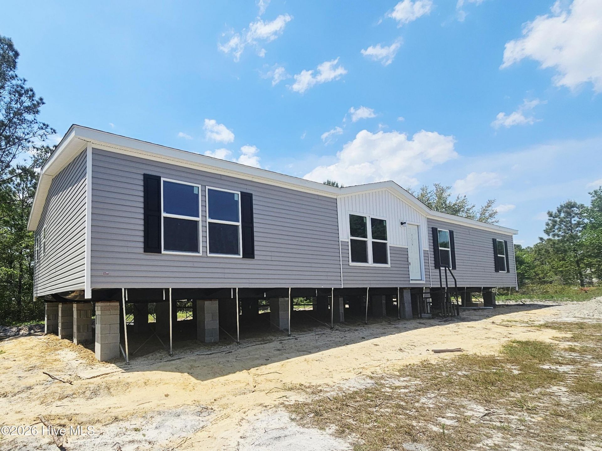 109 Mockingbird Lane, Holly Ridge, NC 28445 Main Photo